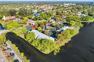 1701 NW 96th Terrace, Pembroke Pines, FL 33024 - Photo 55