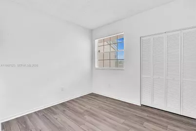 1701 NW 96th Ter #1C, Pembroke Pines, FL 33024 - Photo 27