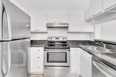 1701 NW 96th Ter #1C, Pembroke Pines, FL 33024 - Photo 13