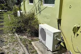 2490 Andros Ln, Fort Lauderdale, FL 33312 - Photo 25