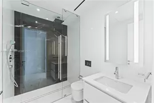 300 Biscayne Blvd Way, Miami, FL 33131 - Photo 33