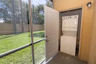 2157 SW 80th Terrace, Miramar, FL 33025 - Photo 15