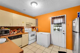 3115 NW 65th St, Miami, FL 33147 - Photo 13