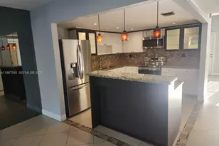 537 N University Dr, Plantation, FL 33324 - Photo 5