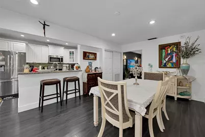 12324 SW 111th S Canal St Rd, Miami, FL 33186 - Photo 15