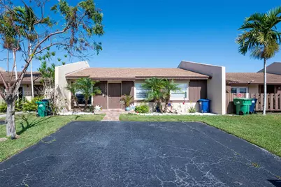 12324 SW 111th S Canal St Rd, Miami, FL 33186 - Photo 9