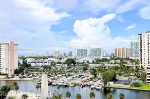 300 Bayview Dr, Sunny Isles Beach, FL 33160 - Photo 7