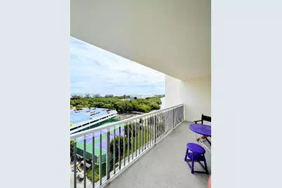 300 Bayview Dr #915, Sunny Isles Beach, FL 33160 - Photo 21