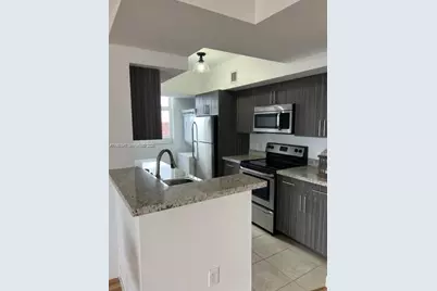 5077 NW 7th St #917, Miami, FL 33126 - Photo 3