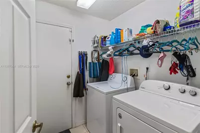 1886 NW 145th Ter, Pembroke Pines, FL 33028 - Photo 27