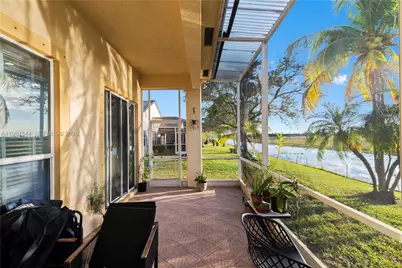 1886 NW 145th Ter, Pembroke Pines, FL 33028 - Photo 31