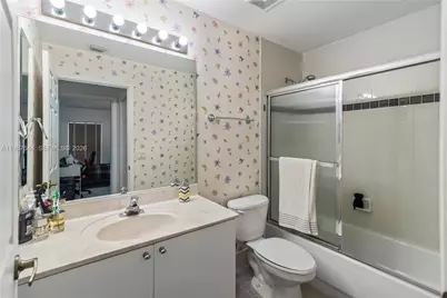 1886 NW 145th Ter, Pembroke Pines, FL 33028 - Photo 25