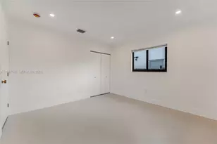 1017 NW 47th St, Miami, FL 33127 - Photo 23