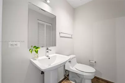 3470 E Coast Ave #H0302, Miami, FL 33137 - Photo 23