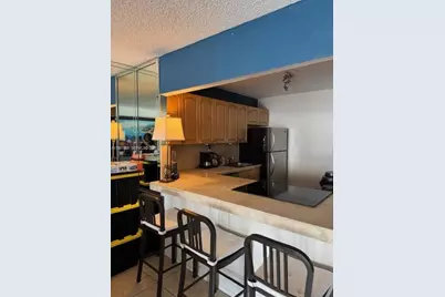 [Address not provided], Hallandale Beach, FL 33009 - Photo 7