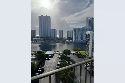 [Address not provided], Hallandale Beach, FL 33009 - Photo 11