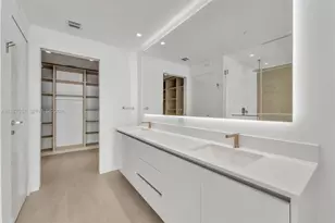 700 NE 24th St, Miami, FL 33137 - Photo 27