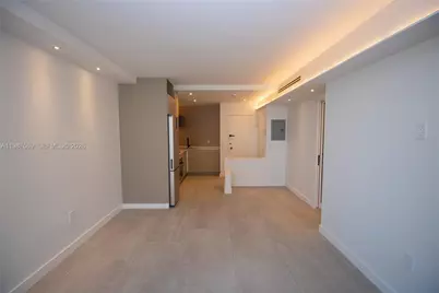 2899 Collins Ave #1422, Miami Beach, FL 33140 - Photo 7