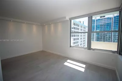 2899 Collins Ave #1422, Miami Beach, FL 33140 - Photo 11