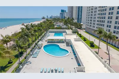 2899 Collins Ave #1422, Miami Beach, FL 33140 - Photo 31