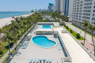 2899 Collins Ave, Miami Beach, FL 33140 - Photo 31