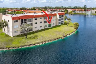 2931 E Sunrise Lakes Dr, Sunrise, FL 33322 - Photo 29