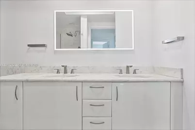 1331 Brickell Bay Dr #1606, Miami, FL 33131 - Photo 17