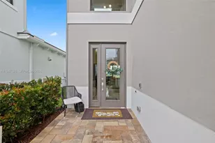 13076 Feathering Wy, Palm Beach Gardens, FL 33412 - Photo 3