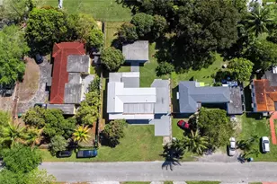 220 NW 144th St, Miami, FL 33168 - Photo 37