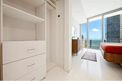 300 Biscayne Blvd Way #2106, Miami, FL 33131 - Photo 19