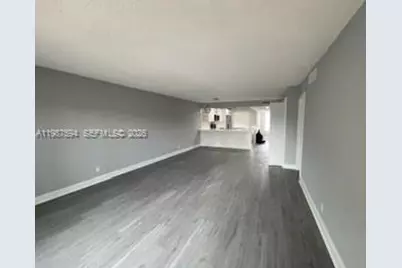 440 Lakeview Dr #202, Weston, FL 33326 - Photo 5