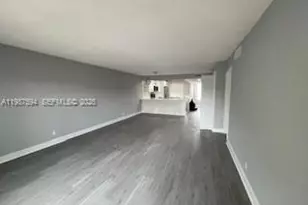 440 Lakeview Dr, Weston, FL 33326 - Photo 5