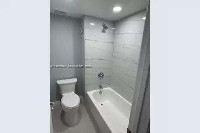 440 Lakeview Dr #202, Weston, FL 33326 - Photo 23