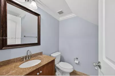630 SE 15th St #5, Fort Lauderdale, FL 33316 - Photo 27