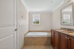 630 SE 15th St, Fort Lauderdale, FL 33316 - Photo 23