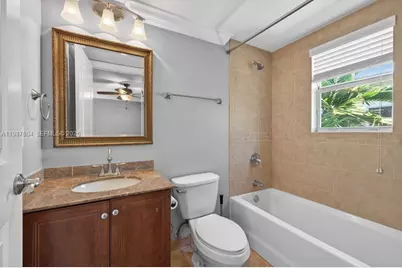 630 SE 15th St #5, Fort Lauderdale, FL 33316 - Photo 29