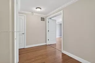 630 SE 15th St, Fort Lauderdale, FL 33316 - Photo 17
