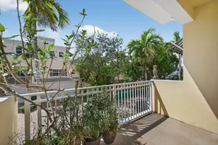 630 SE 15th St, Fort Lauderdale, FL 33316 - Photo 9