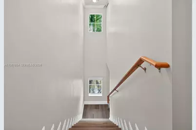 630 SE 15th St #5, Fort Lauderdale, FL 33316 - Photo 13
