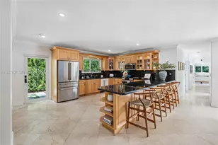 10235 SW 58th Ct, Pinecrest, FL 33156 - Photo 13