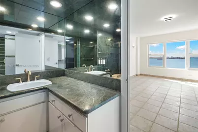 11111 Biscayne Blvd #19D, Miami, FL 33181 - Photo 7