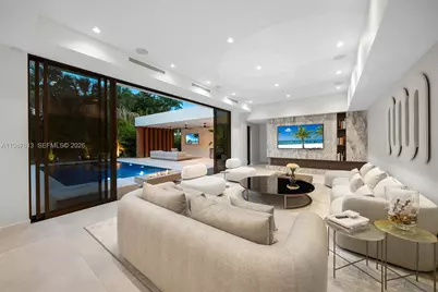 4041 S Le Jeune Rd, Miami, FL 33146 - Photo 29