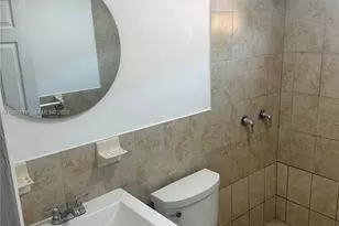 1053 SW 2nd St, Miami, FL 33130 - Photo 5