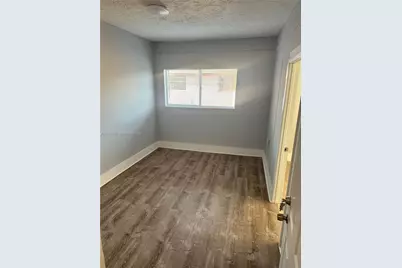 1053 SW 2nd St #2, Miami, FL 33130 - Photo 13