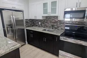 630 SE 3rd Pl, Hialeah, FL 33010 - Photo 3