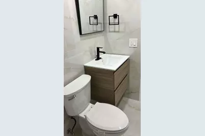 630 SE 3rd Pl, Hialeah, FL 33010 - Photo 9