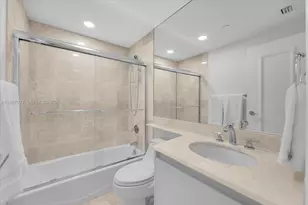 1455 Ocean Dr, Miami Beach, FL 33139 - Photo 19