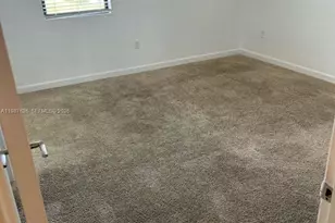 624 SW 12th St, Florida City, FL 33034 - Photo 9