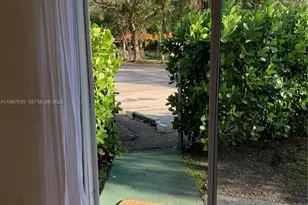 1200 Mariposa Ave, Coral Gables, FL 33146 - Photo 11