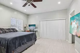 2317 NW 87th St, Miami, FL 33147 - Photo 13